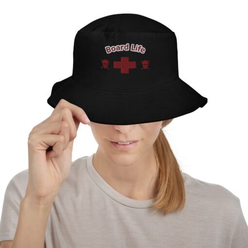 bucket hat