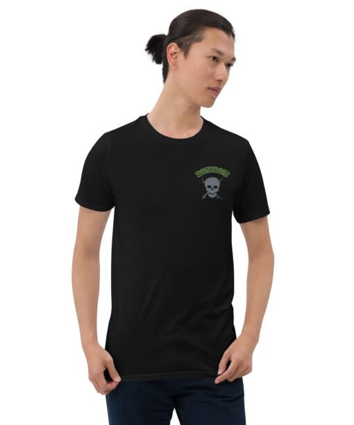 T-shirt black