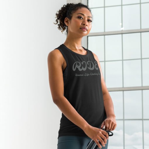 womens muscle tank black